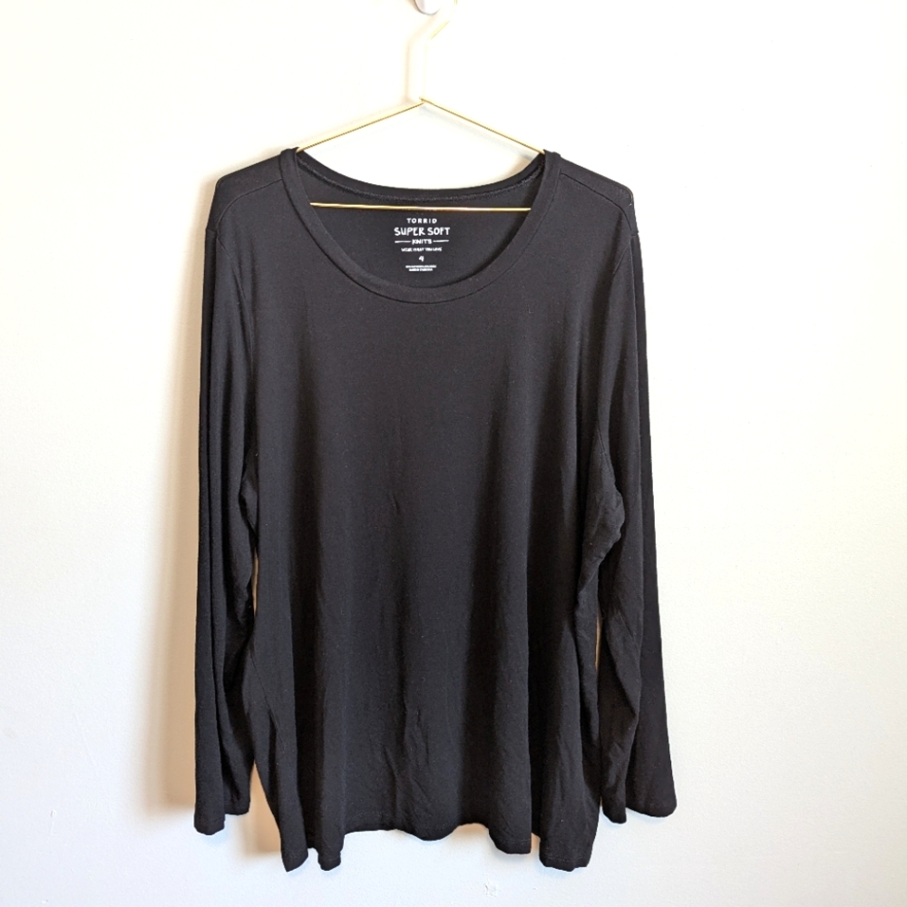Torrid Black Super Soft Knit Long Sleeve Crew Neck Tee, size 4X